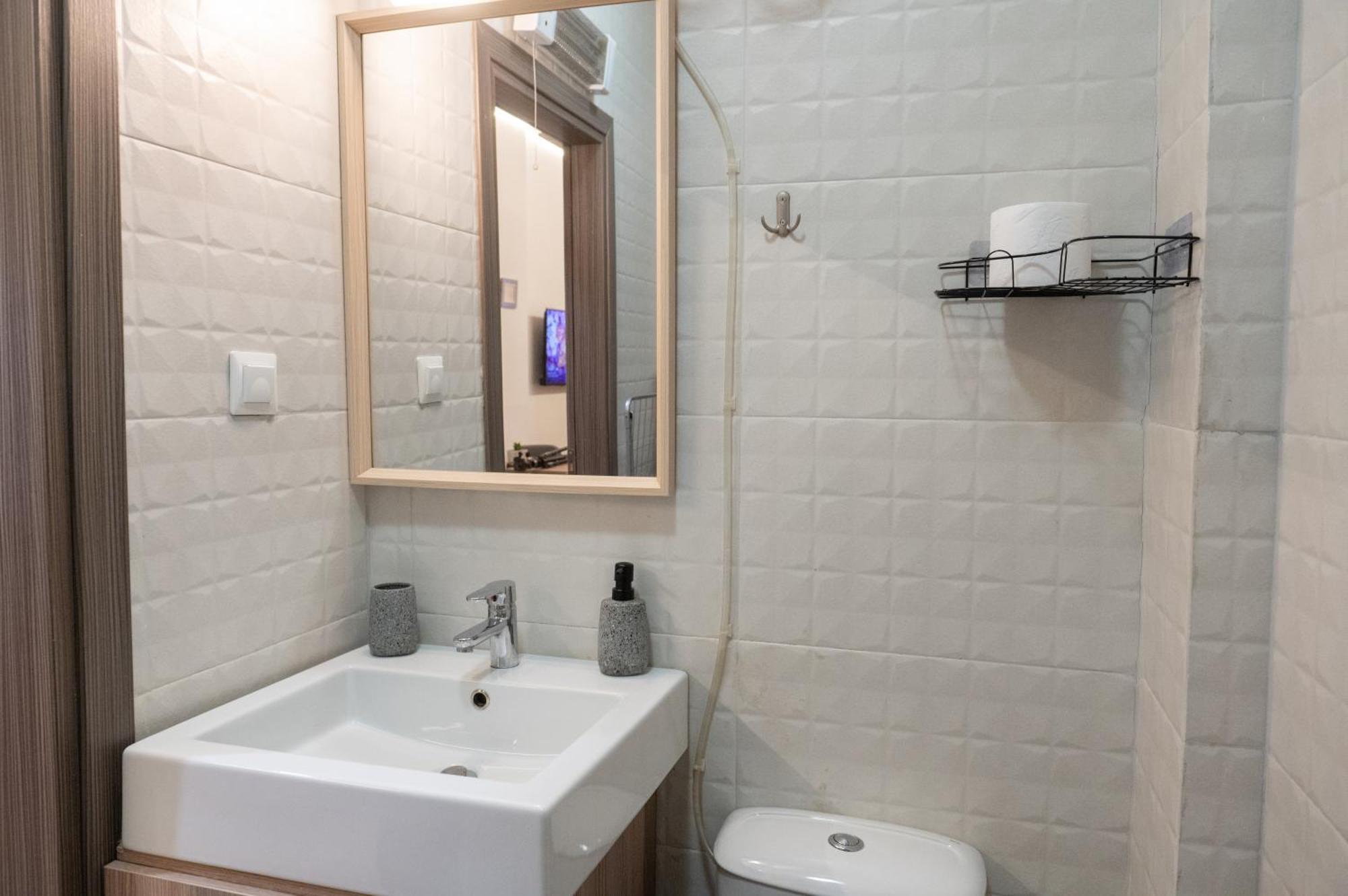 Thess Puzzle Studio Салоники Экстерьер фото